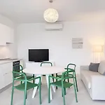 Les Maisons - Carraro Immobiliare - Family Apartments